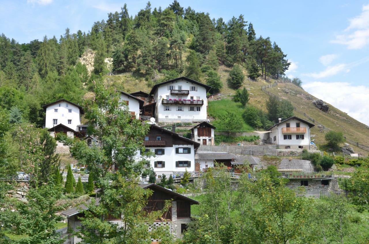 Stilfser Haeuschen Mit Blick Auf Koenig Ortler Villa Exterior photo